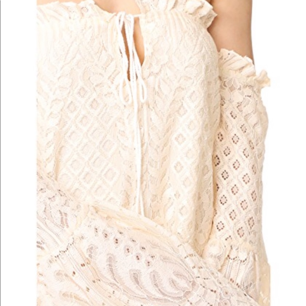 Red Carter Deidra off-the-shoulder Lace Dress - Picture 4 of 8